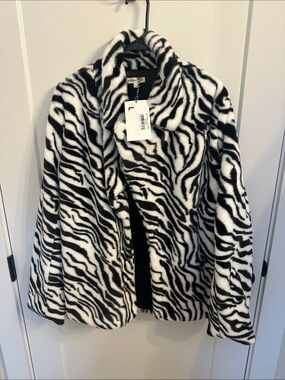 Main Strip Black & White Zebra-Print Faux-Fur Teddy Jacket